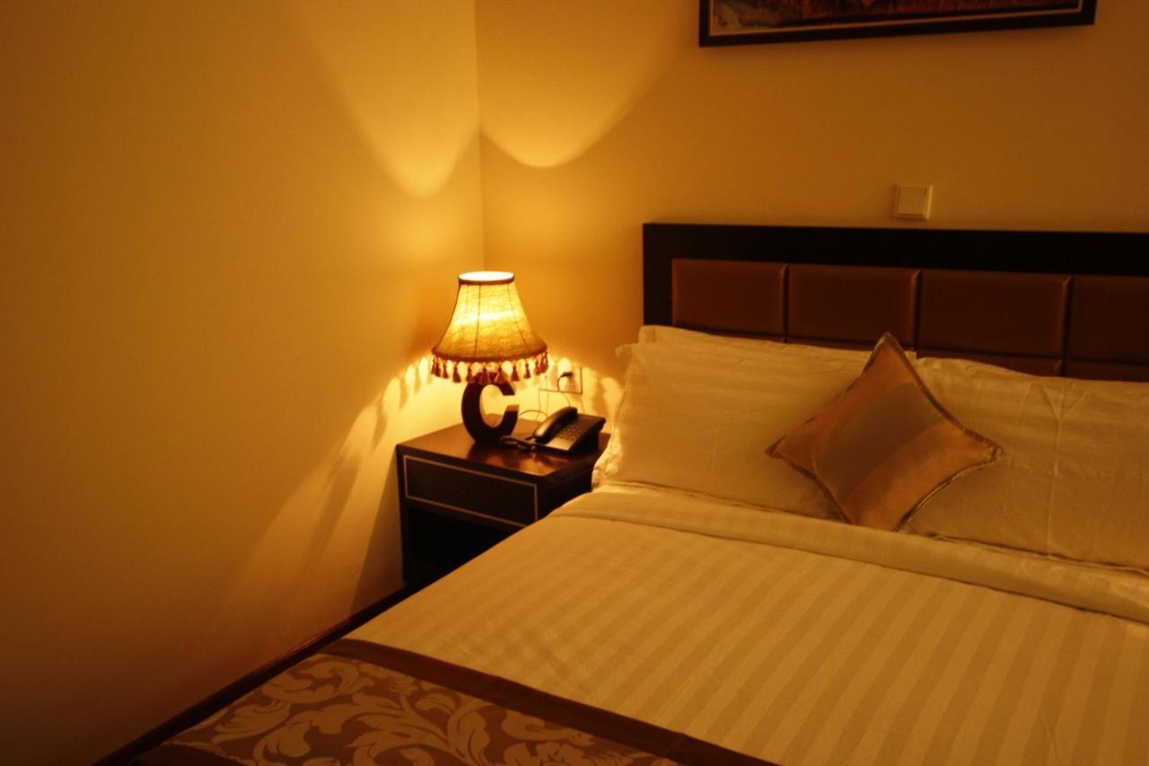 Caravan Hotel Addis Экстерьер фото